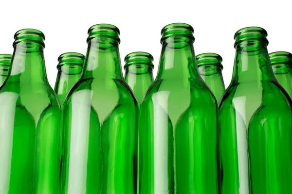 France's Import of Glass Bottles, Jars, and Containers Reaches Record High of $2.1B in 2023